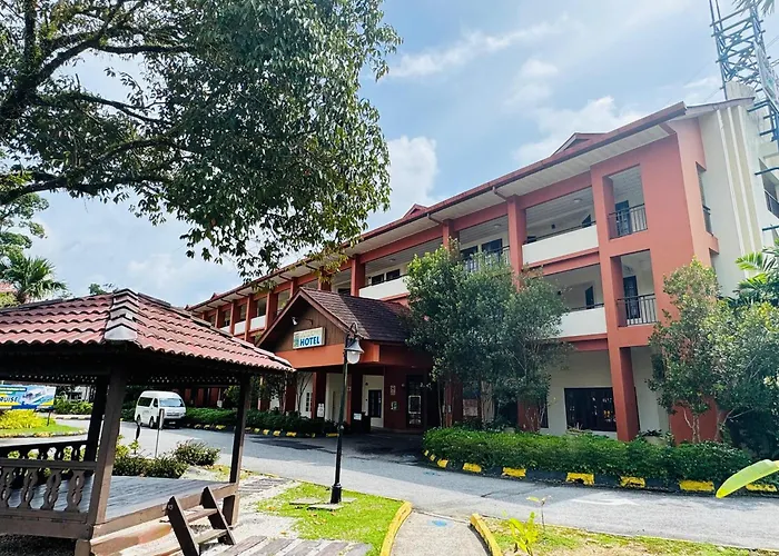 Bukit Merah Laketown Resort